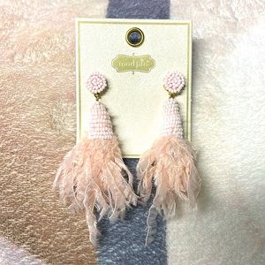 BNWT MUD PIE “IT’S MY DAY” FAUX FEATHER BLUSH BEADED FASHION POST BACK EA…